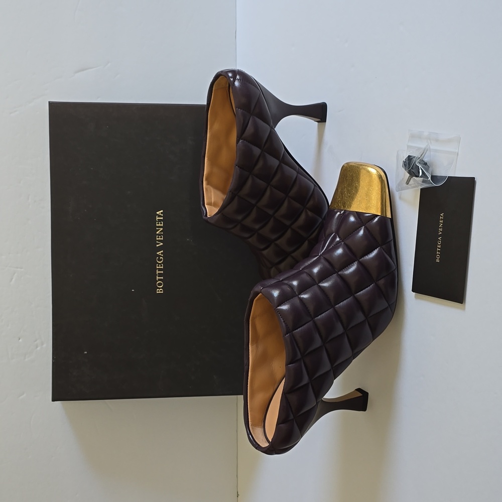 Bottega Veneta Quilted Leather Metallic Toe High Heel Mules Size 39 Wine… - Picture 13 of 15